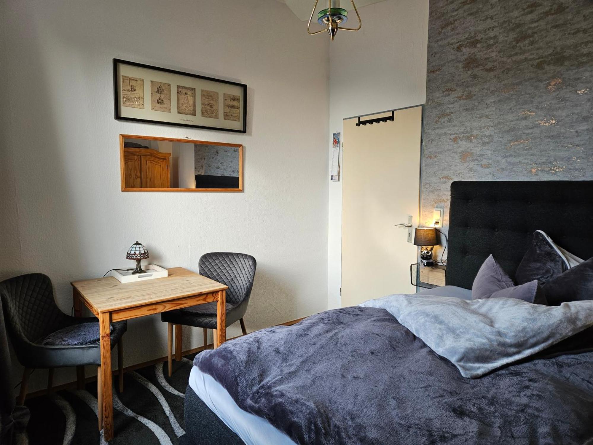 Koeln Vermietung Schwermer Extérieur photo